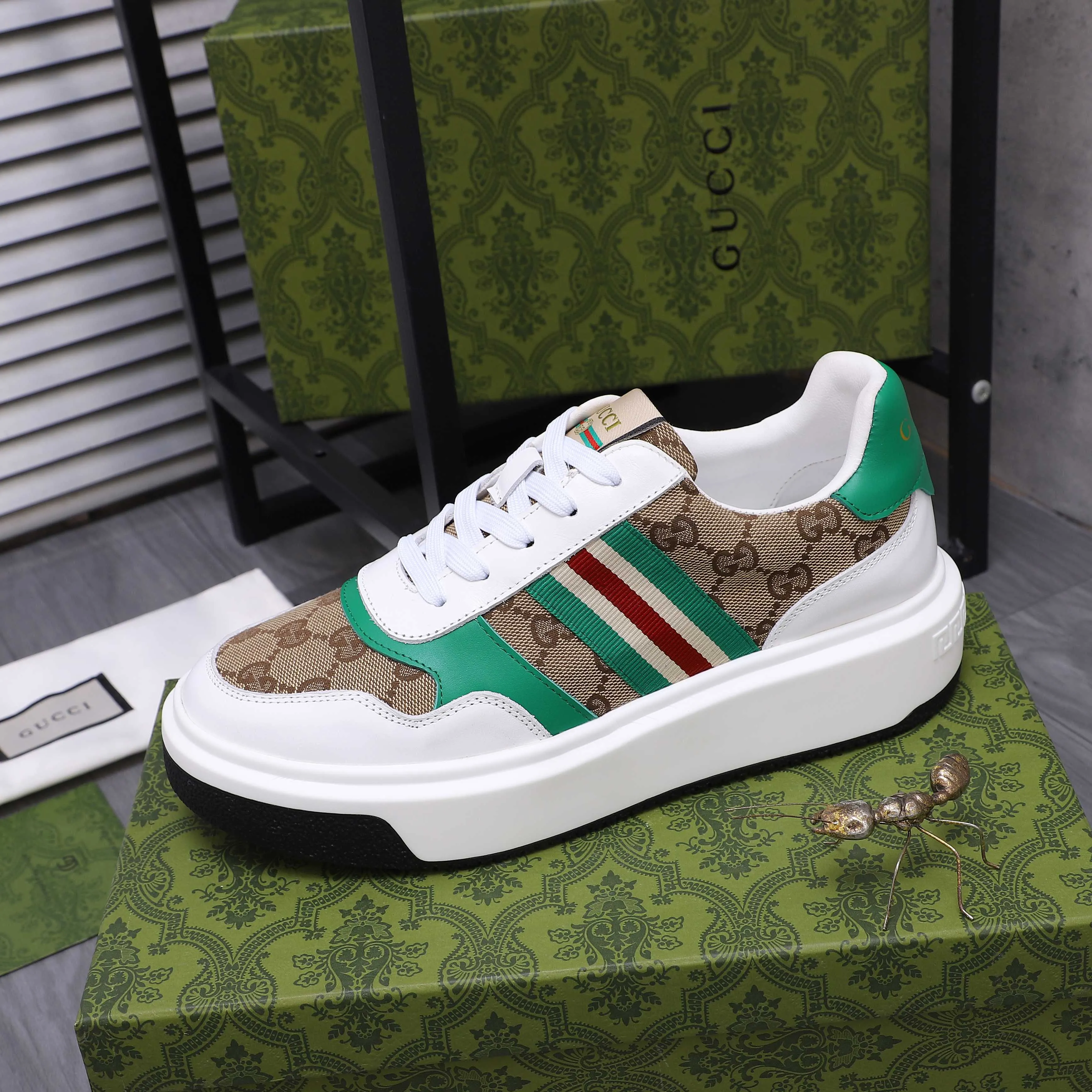 Men's shoes 💰460 Product trademark: GUCCI "Gucci" men's casual sneakers Regular size: 38-44 Product material: Selected cowhide stitching breathable woven upper Sheepskin lining Rubber outsole